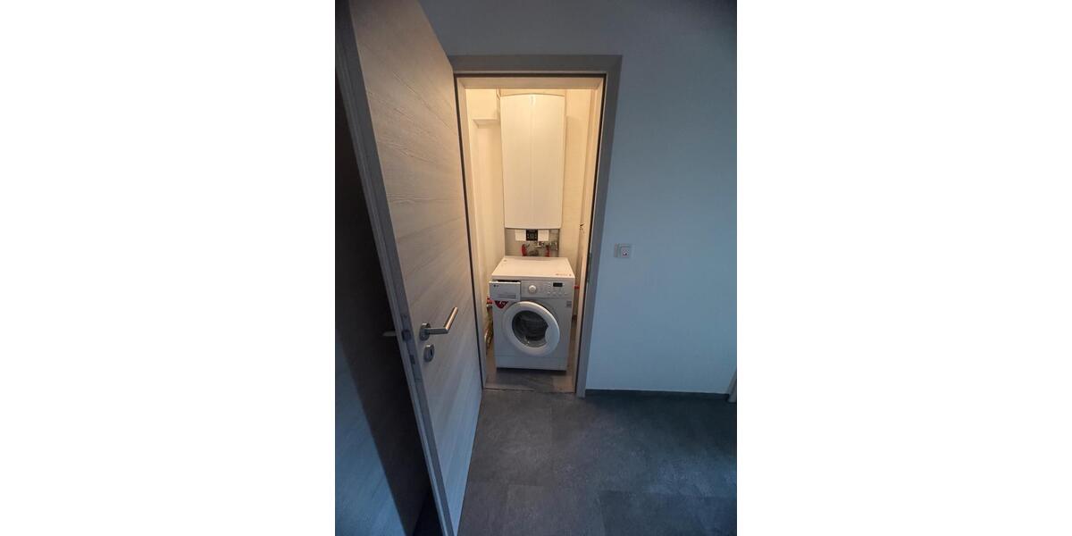 Etagenwohnung Leonberg - 4 Zimmer, 80 m&sup2;, 1.200&euro; | Angebot:25753186