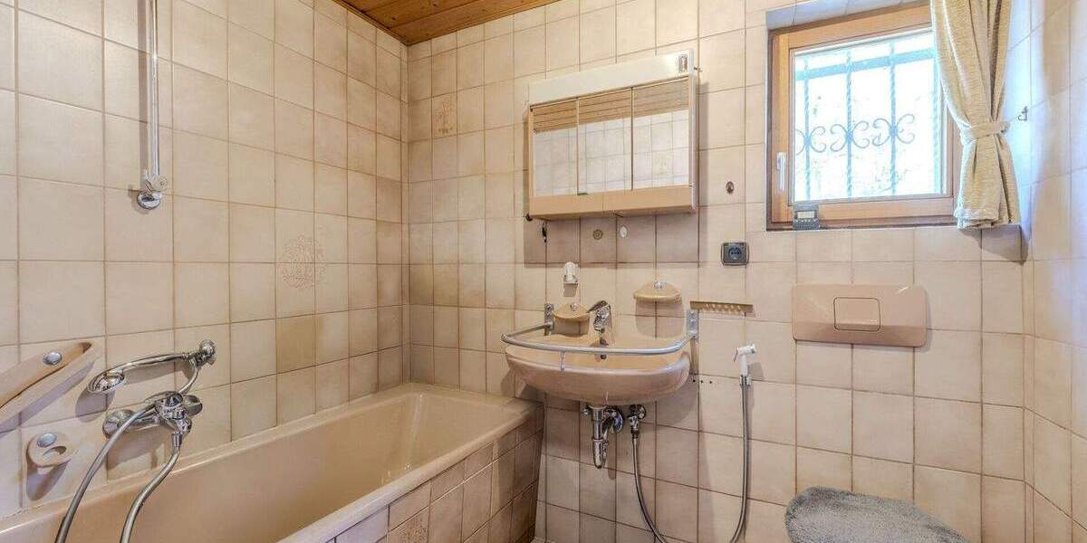 Einfamilienhaus Besigheim - 5 Zimmer, 122 m&sup2;, 469.000&euro; | Angebot:25899230