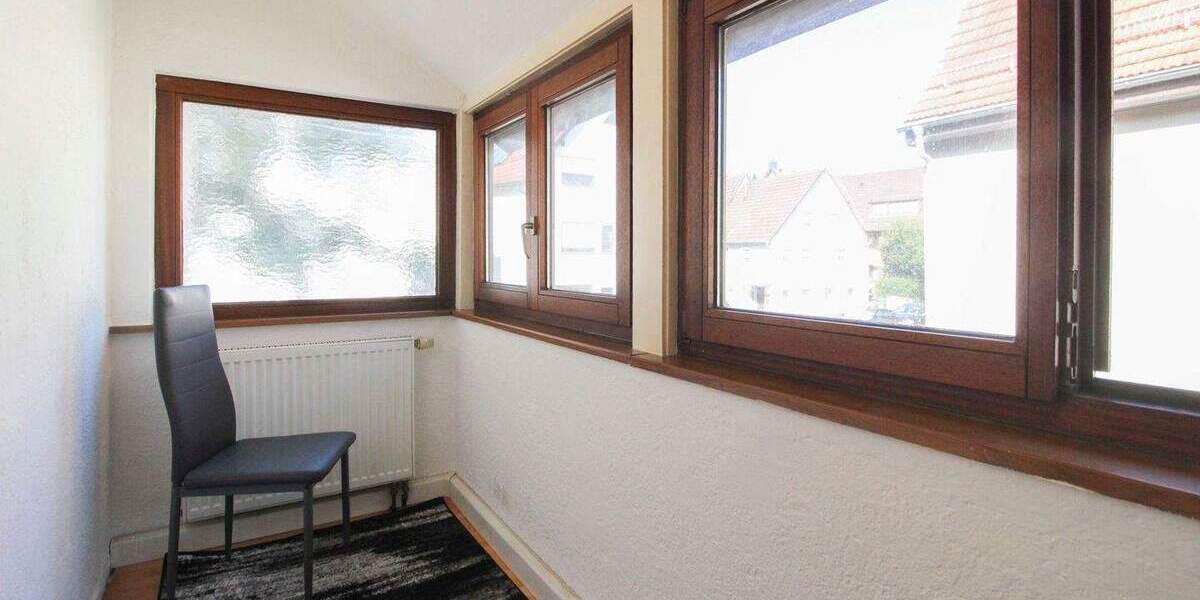 Einfamilienhaus Stuttgart Weilimdorf - 7 Zimmer, 485.000&euro; | Angebot:25880187