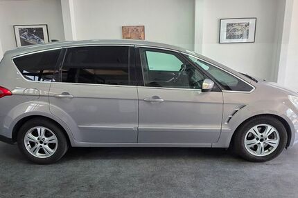 Ford S-Max 194.000 km 5.490 &euro; Asperg/Ludwigsburg bei Stuttgart 71679