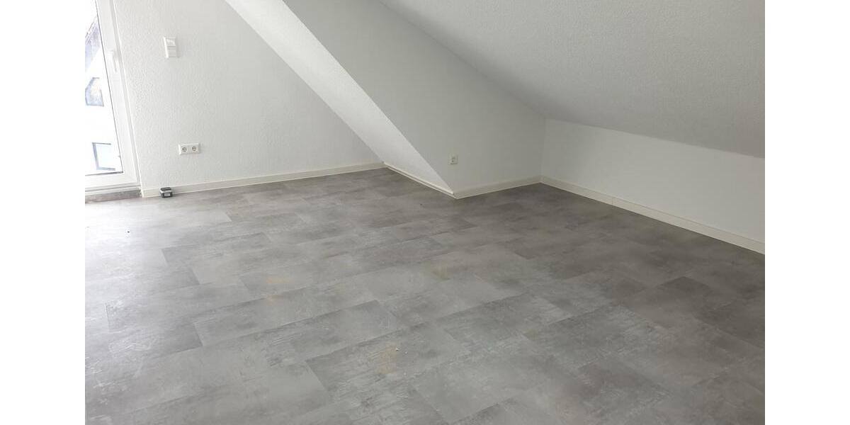 Doppelhaushälfte Markgröningen - 5 Zimmer, 125 m&sup2;, 1.850&euro; | Angebot:20377425