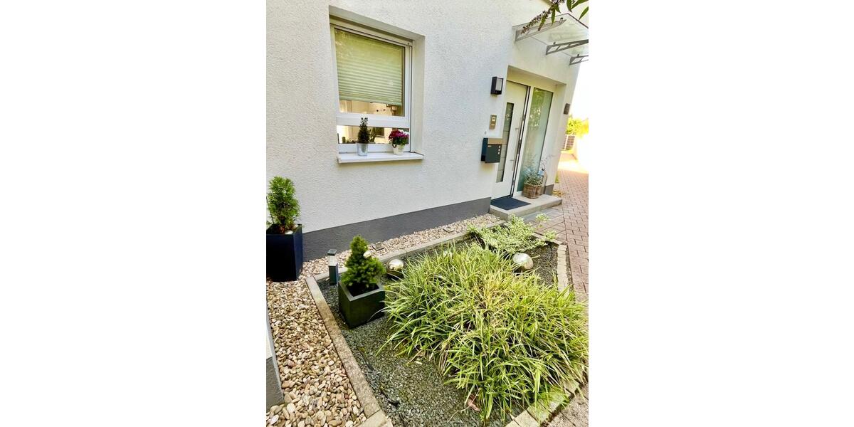 Reihenhaus Großbottwar - 5 Zimmer, 134 m&sup2;, 650.000&euro; | Angebot:25398133