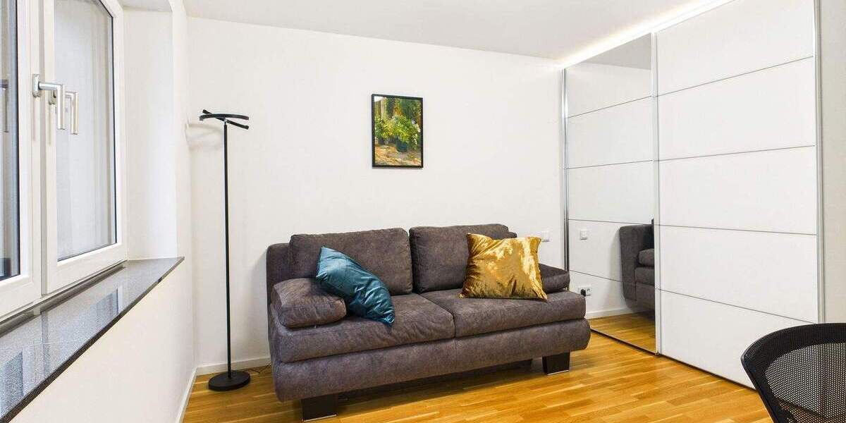 Etagenwohnung Stuttgart Feuerbach - 3 Zimmer, 94 m&sup2;, 1.990&euro; | Angebot:25772243