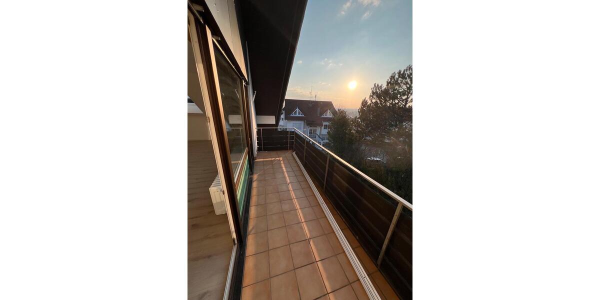 Dachgeschoßwohnung Leonberg - 2 Zimmer, 58 m&sup2;, 880&euro; | Angebot:25945542