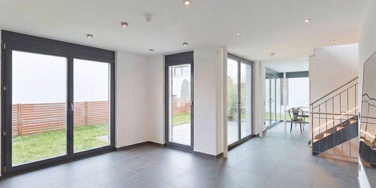 Einfamilienhaus Ditzingen - 4 Zimmer, 139 m&sup2;, 889.000&euro; | Angebot:26542858