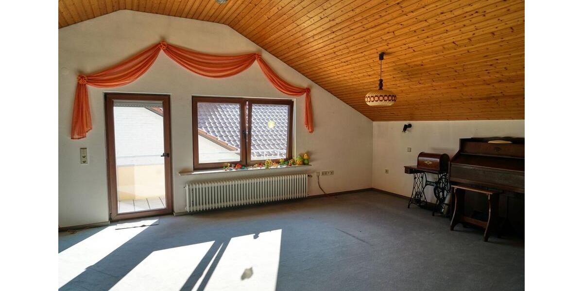 Einfamilienhaus Mühlacker - 8.5 Zimmer, 199 m&sup2;, 595.000&euro; | Angebot:25138773