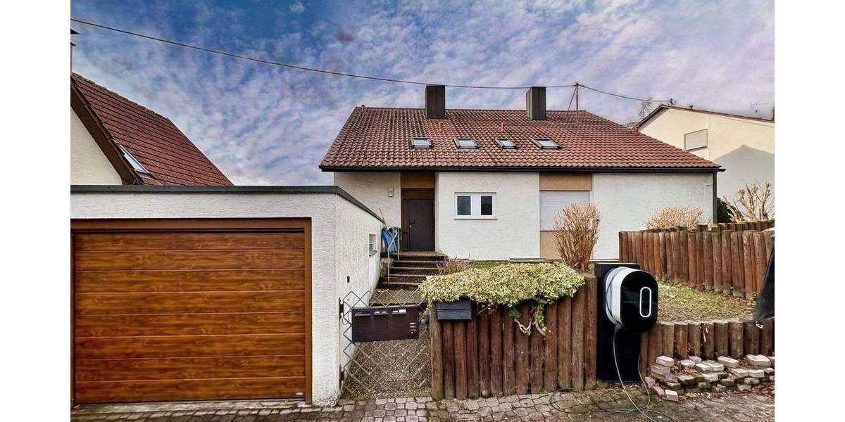 Mehrfamilienhaus, Wohnhaus Leonberg Gebersheim - 7 Zimmer, 173 m&sup2;, 579.000&euro; | Angebot:25704346