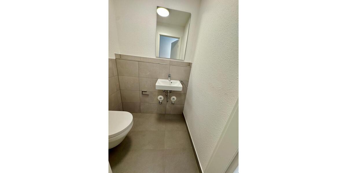 Erdgeschoßwohnung Remseck am Neckar - 3 Zimmer, 80 m&sup2;, 1.550&euro; | Angebot:26348643