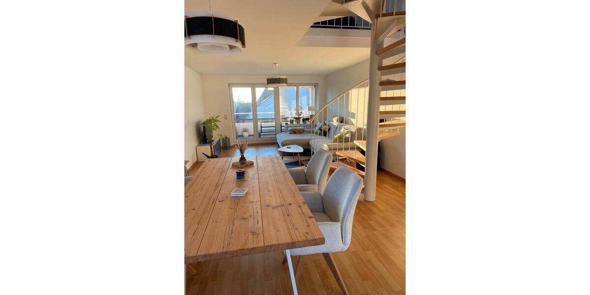 Etagenwohnung Ditzingen - 2.5 Zimmer, 82 m&sup2;, 1.685&euro; | Angebot:26023212