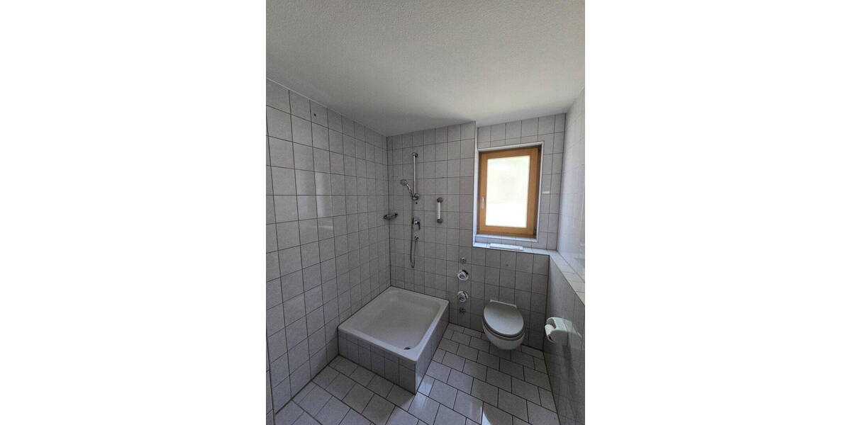 Etagenwohnung Stuttgart Untertürkheim - 4 Zimmer, 109 m&sup2;, 465.000&euro; | Angebot:26555091