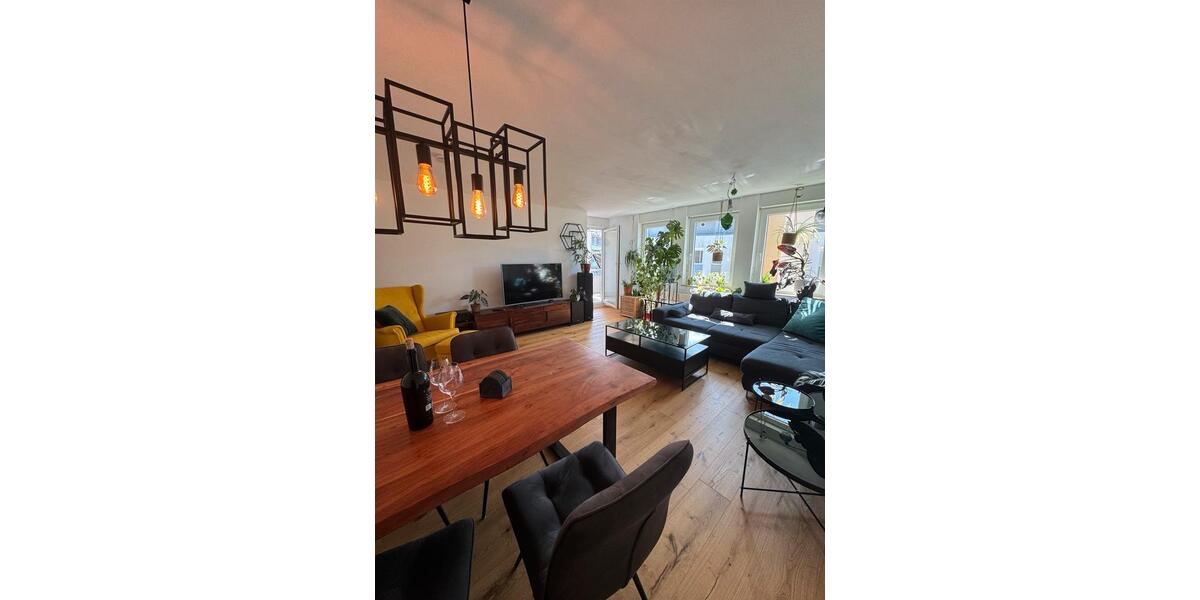 Etagenwohnung Weinstadt - 3 Zimmer, 82 m&sup2;, 1.540&euro; | Angebot:27541916