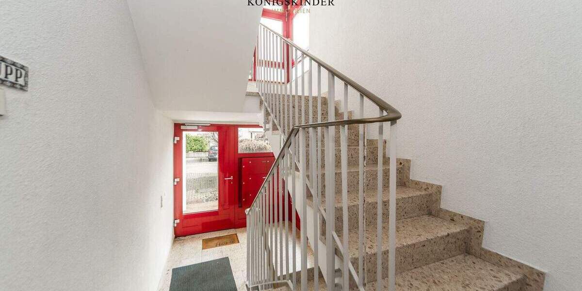 Etagenwohnung Freiberg am Neckar Heutingsheim - 4 Zimmer, 104 m&sup2;, 397.000&euro; | Angebot:25669351