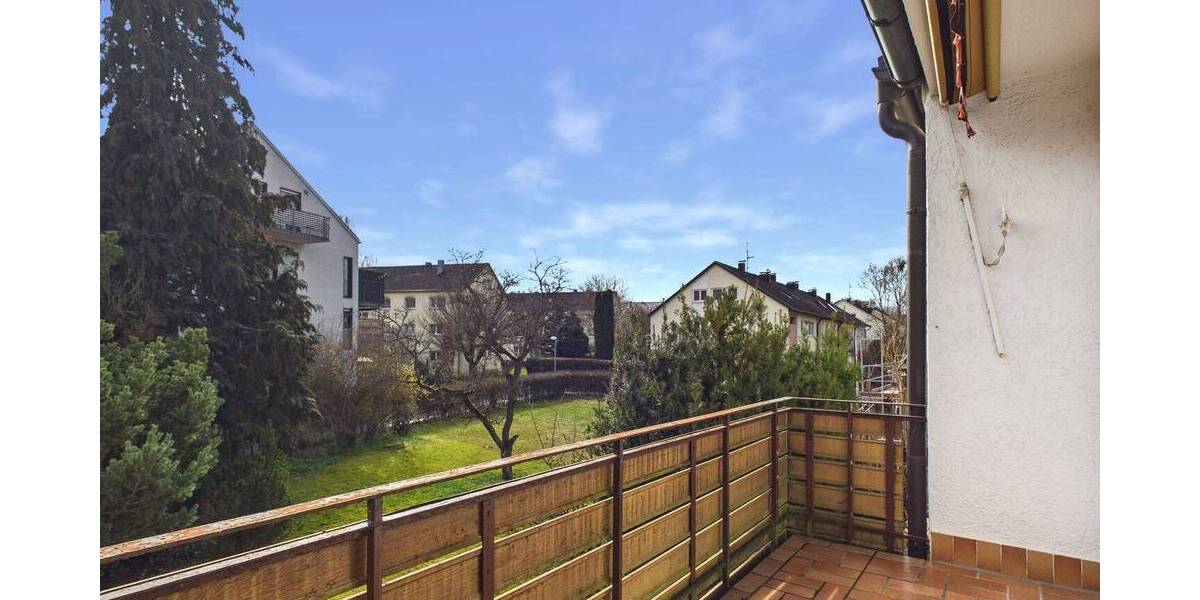 Einfamilienhaus Stuttgart Dürrlewang - 8 Zimmer, 170 m&sup2;, 559.000&euro; | Angebot:26043137