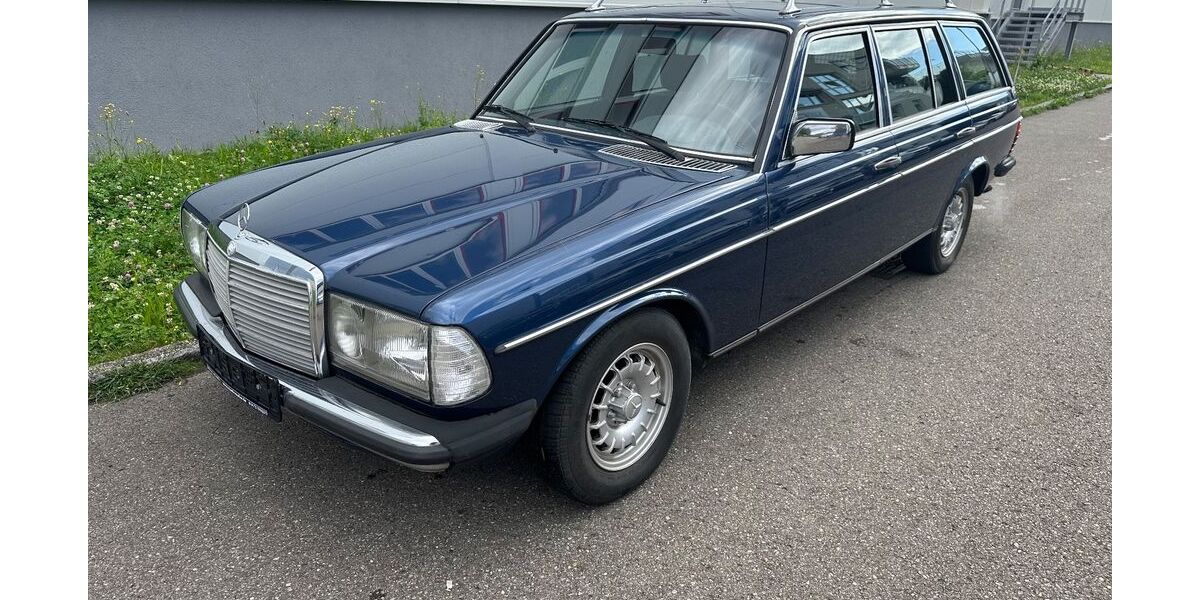 Mercedes-Benz 280 270.000 km 15.800 &euro; Sindelfingen 71069