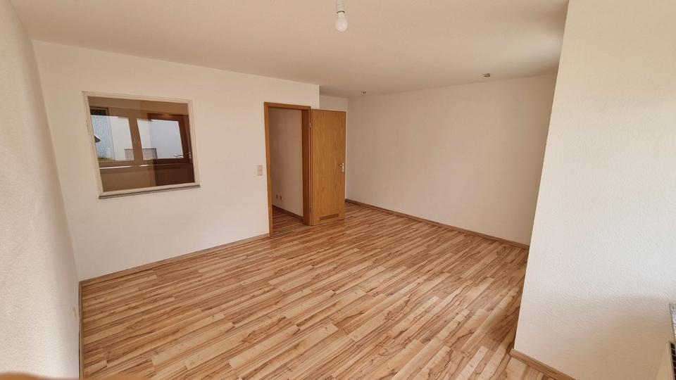Mehrfamilienhaus, Wohnhaus Markgröningen - 2.5 Zimmer, 69 m&sup2;, 265.000&euro; | Angebot:27121885