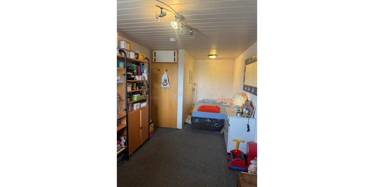 Etagenwohnung Sindelfingen Eichholz - 4.5 Zimmer, 110 m&sup2;, 340.000&euro; | Angebot:24561136