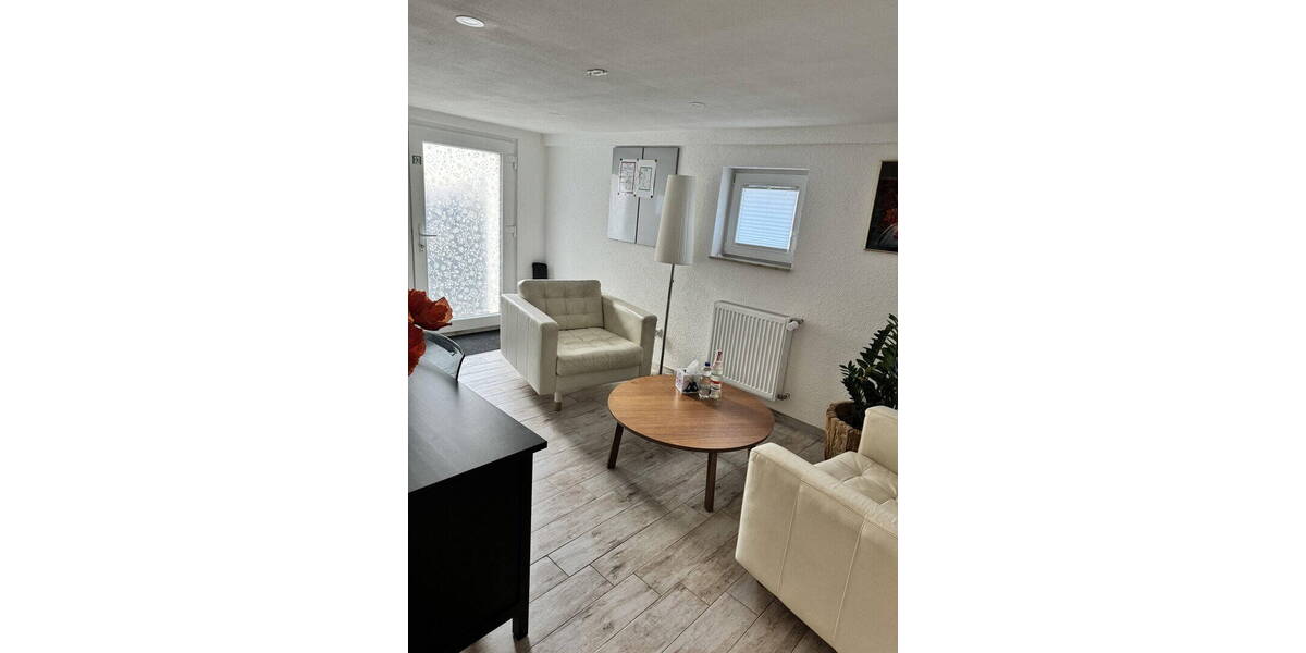 Einfamilienhaus Backnang - 4 Zimmer, 140 m&sup2;, 2.050&euro; | Angebot:26389931