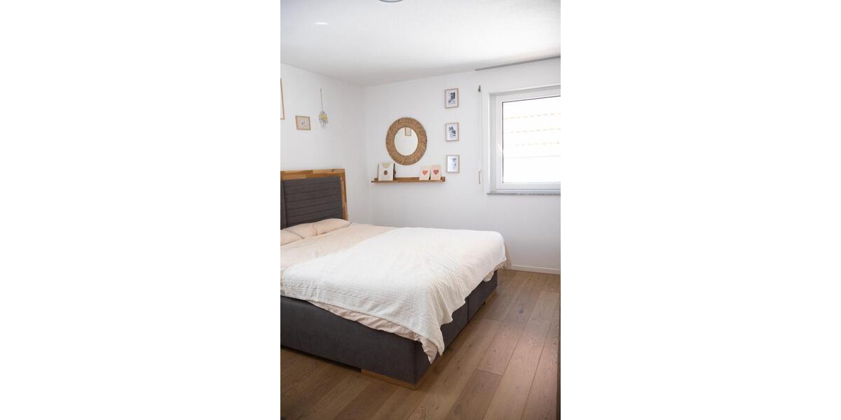 Etagenwohnung Renningen - 3 Zimmer, 87 m&sup2;, 1.100&euro; | Angebot:27581992