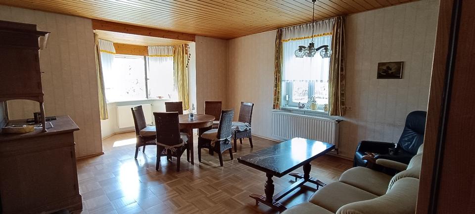 Einfamilienhaus Murrhardt - 10 Zimmer, 215 m&sup2;, 495.000&euro; | Angebot:26608934