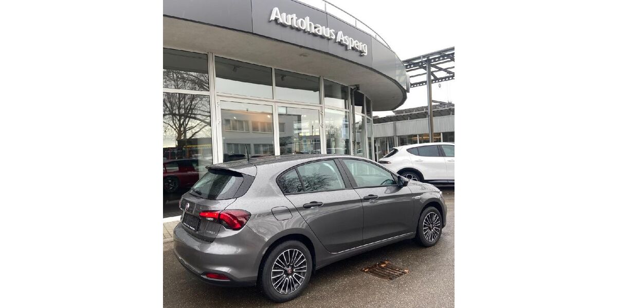Fiat Tipo 18.500 km 18.350 &euro; Asperg 71679