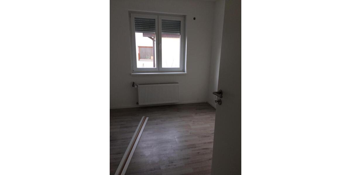 Etagenwohnung Murrhardt - 4.5 Zimmer, 100 m&sup2;, 1.100&euro; | Angebot:26062427