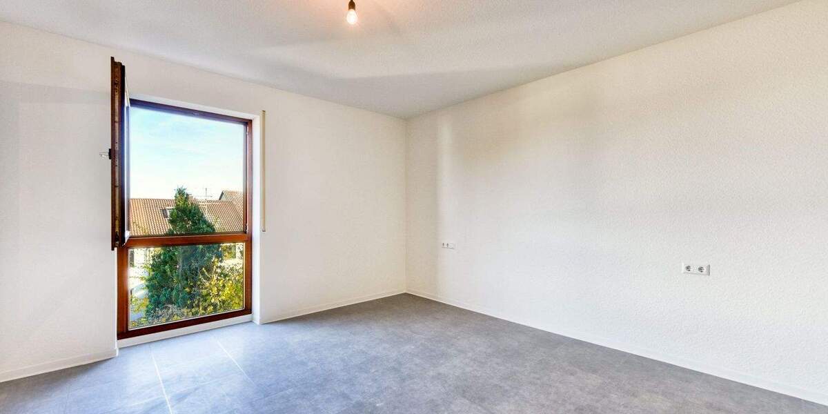 Etagenwohnung Ludwigsburg Ost - 3 Zimmer, 88 m&sup2;, 1.100&euro; | Angebot:25671013