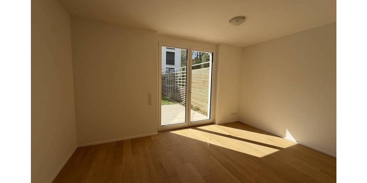 Etagenwohnung Stuttgart / Feuerbach Feuerbach - 3 Zimmer, 80 m&sup2;, 1.900&euro; | Angebot:26376113