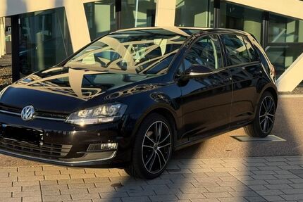 VW Golf 126.400 km 8.900 &euro; Lauffen 74348