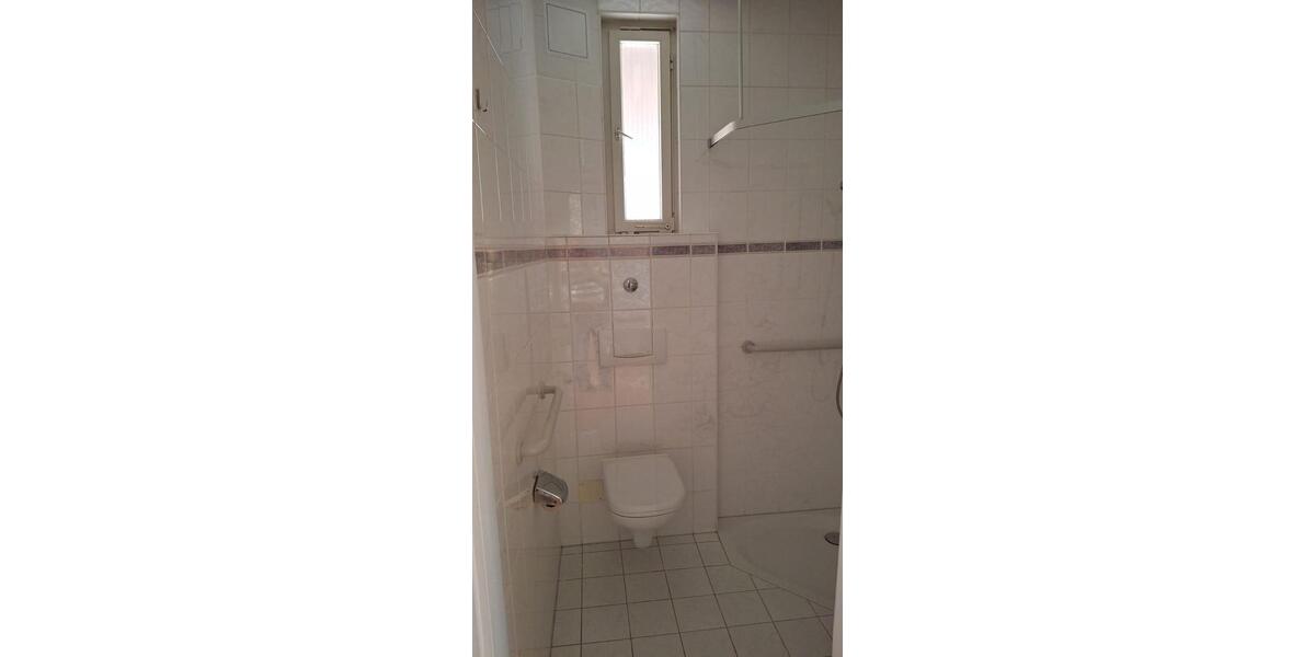 Etagenwohnung Heilbronn Horkheim - 4 Zimmer, 105 m&sup2;, 1.200&euro; | Angebot:27601314