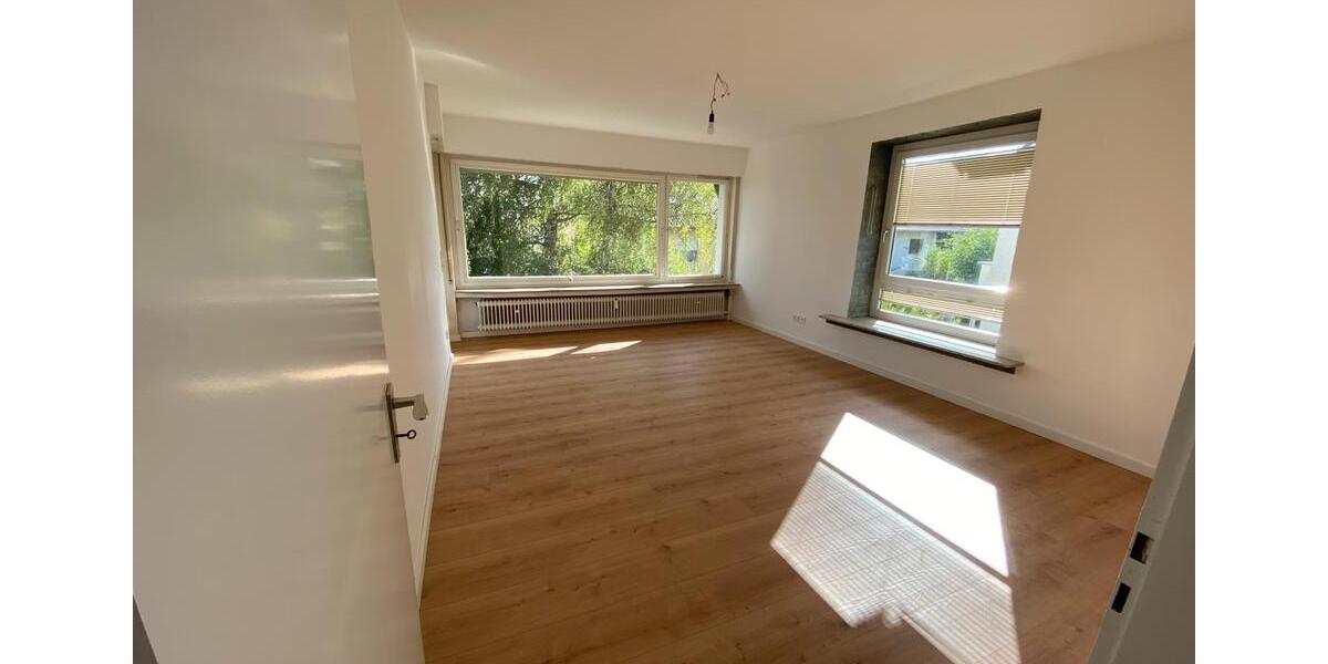 Etagenwohnung Ludwigsburg Pflugfelden - 3.5 Zimmer, 91 m&sup2;, 1.240&euro; | Angebot:25399853