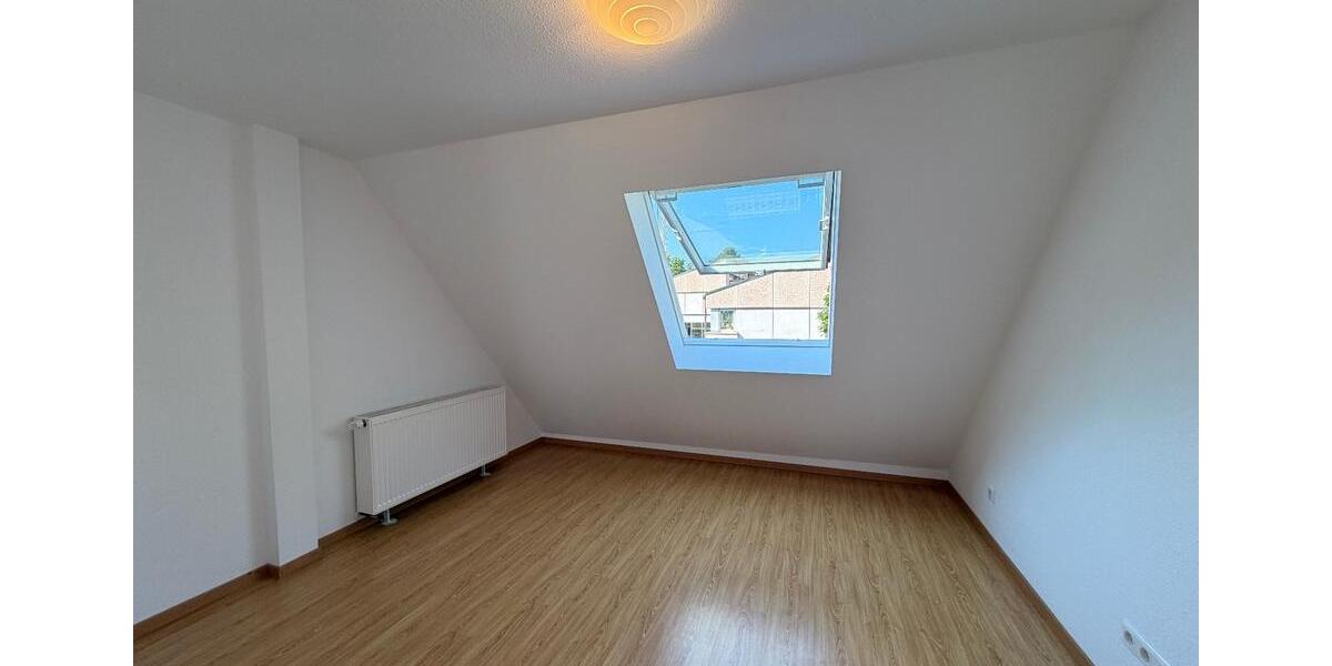 Dachgeschoßwohnung Vaihingen an der Enz - 2 Zimmer, 45 m&sup2;, 190.000&euro; | Angebot:26941746