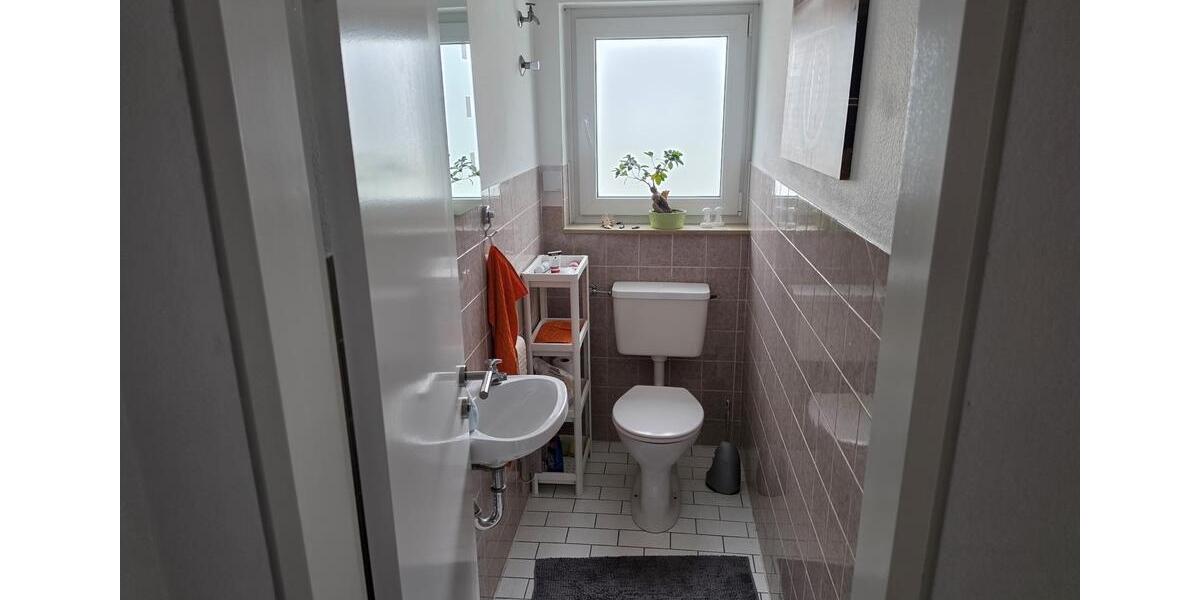 Etagenwohnung Freiberg am Neckar - 3.5 Zimmer, 105 m&sup2;, 1.200&euro; | Angebot:26462108