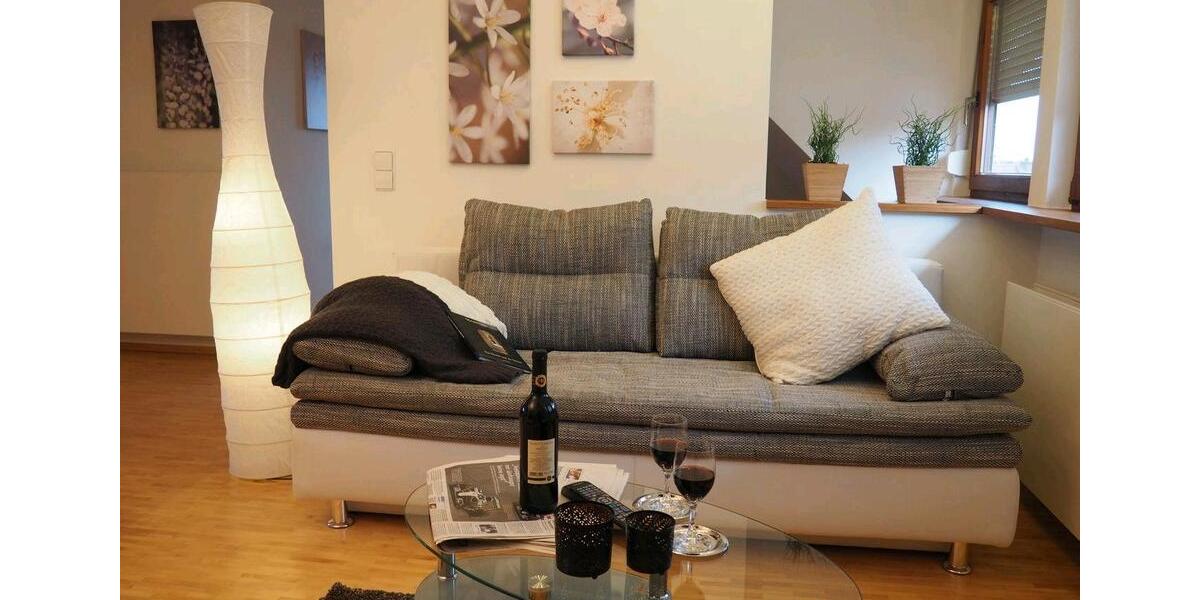 Dachgeschoßwohnung Erdmannhausen - 2.5 Zimmer, 55 m&sup2;, 1.000&euro; | Angebot:25163224