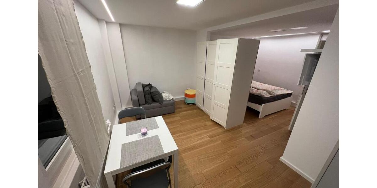 Dachgeschoßwohnung Stuttgart Lehen - 1 Zimmer, 27 m&sup2;, 850&euro; | Angebot:27584486