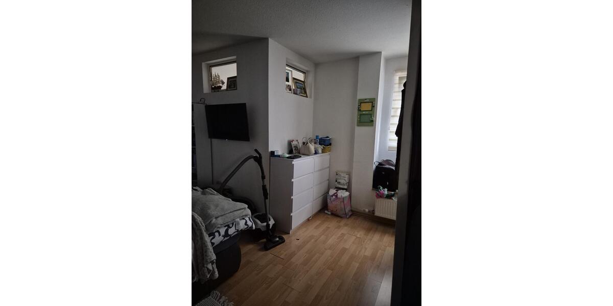 Erdgeschoßwohnung Heilbronn - 4 Zimmer, 80 m&sup2;, 200.000&euro; | Angebot:26228143