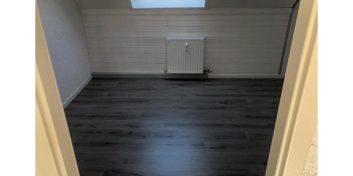 Dachgeschoßwohnung Bietigheim-Bissingen Bissingen - 3 Zimmer, 60 m&sup2;, 930&euro; | Angebot:27565734