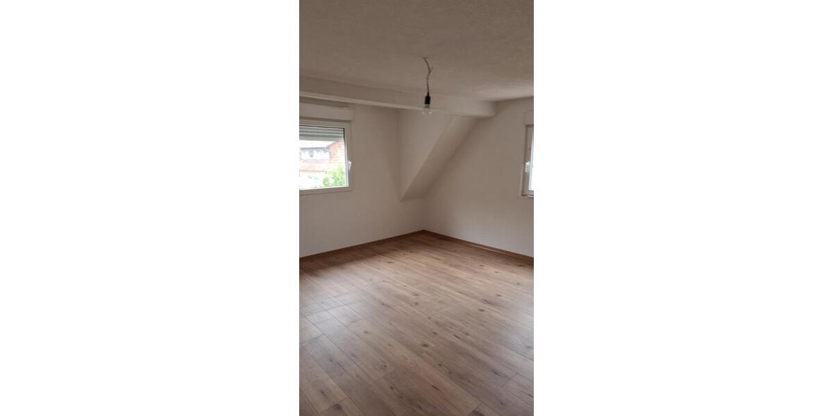 Etagenwohnung Mühlacker - 3 Zimmer, 65 m&sup2;, 775&euro; | Angebot:25354003