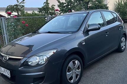 Hyundai i30 137.000 km 1.300 &euro; Leonberg 71229
