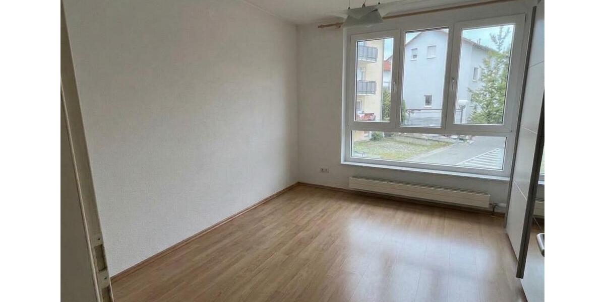Etagenwohnung Marbach am Neckar - 3 Zimmer, 80 m&sup2;, 1.314&euro; | Angebot:27568147
