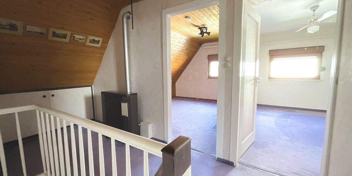 Doppelhaushälfte Stuttgart Luginsland - 5 Zimmer, 110 m&sup2;, 400.000&euro; | Angebot:25679818