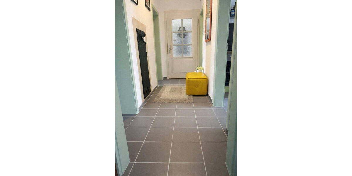 Etagenwohnung Stuttgart Bad Cannstatt - 3 Zimmer, 70 m&sup2;, 230.000&euro; | Angebot:26616916