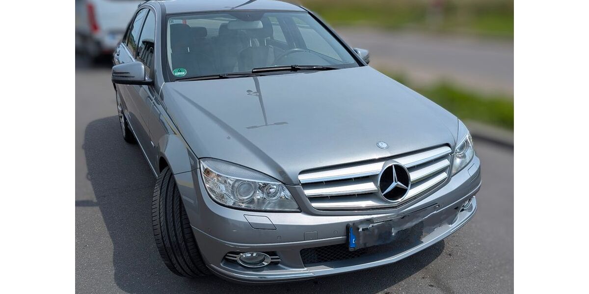 Mercedes-Benz C 200 215.000 km 8.100 &euro; Leutenbach 71397