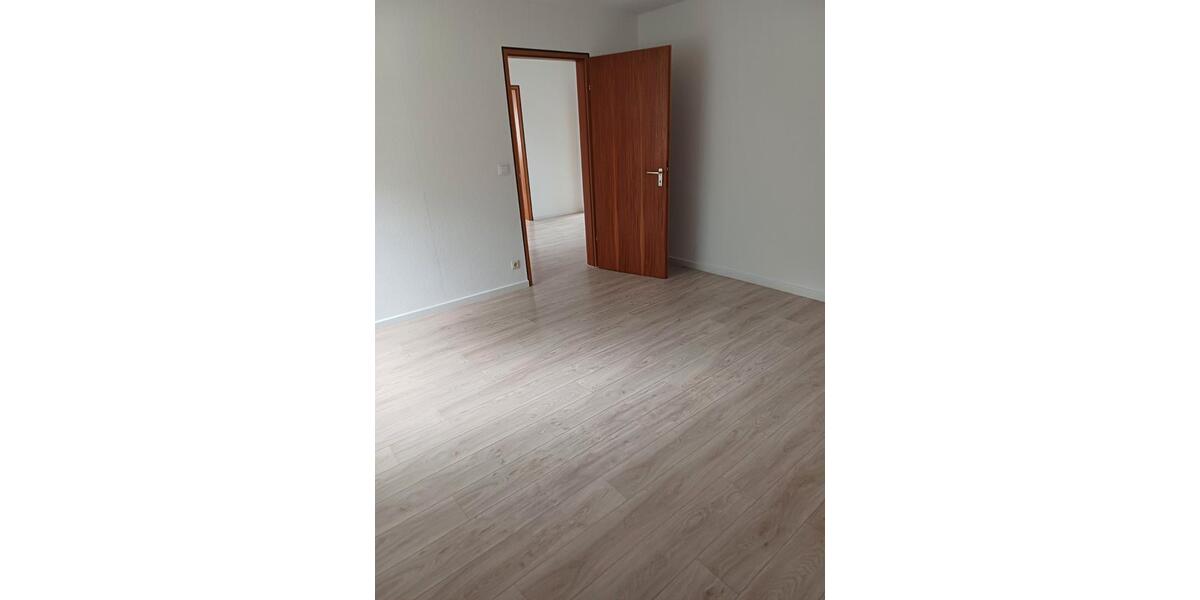 Dachgeschoßwohnung Stuttgart Vaihingen - 3 Zimmer, 73 m&sup2;, 1.000&euro; | Angebot:27595843