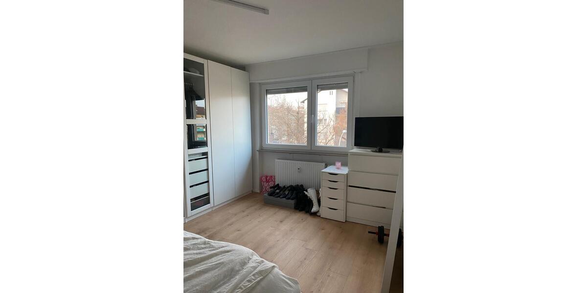 Etagenwohnung Kornwestheim - 2.5 Zimmer, 88 m&sup2;, 1.290&euro; | Angebot:25611452