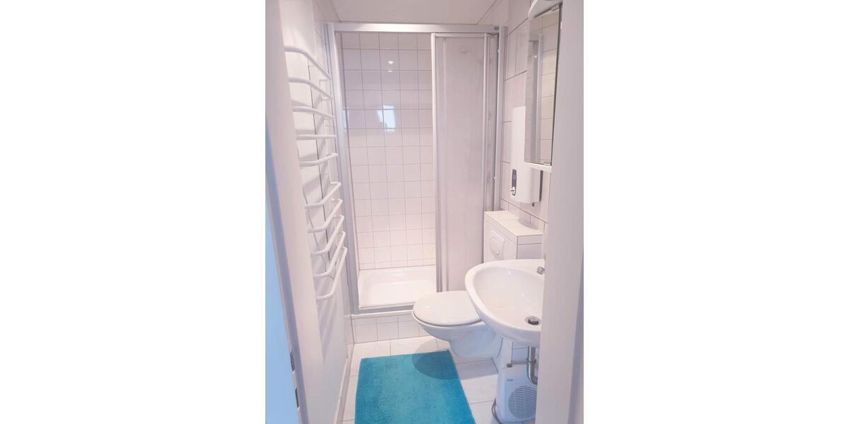Dachgeschoßwohnung Kernen im Remstal - 1 Zimmer, 17 m&sup2;, 550&euro; | Angebot:27599443