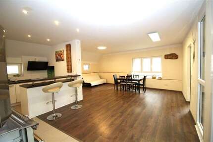 Haus Ingersheim - 12 Zimmer, 200 m&sup2;, 549.000&euro; | Angebot:25201351