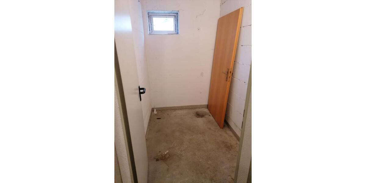 Etagenwohnung Remseck am Neckar - 2 Zimmer, 65 m&sup2;, 910&euro; | Angebot:27541943