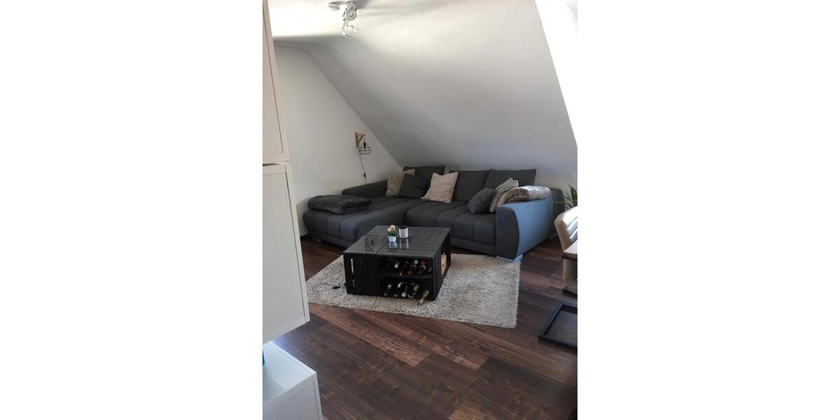 Dachgeschoßwohnung Stuttgart Hedelfingen - 3 Zimmer, 62 m&sup2;, 279.000&euro; | Angebot:26058390