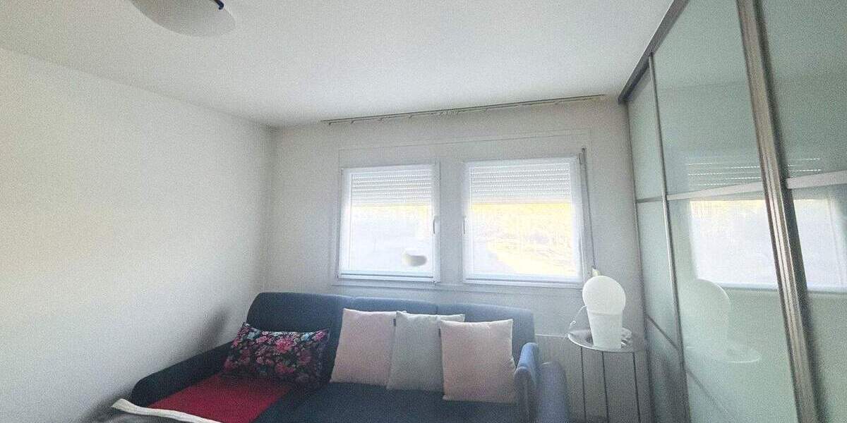 Etagenwohnung Esslingen Sulzgries - 4 Zimmer, 105 m&sup2;, 410.000&euro; | Angebot:25662735