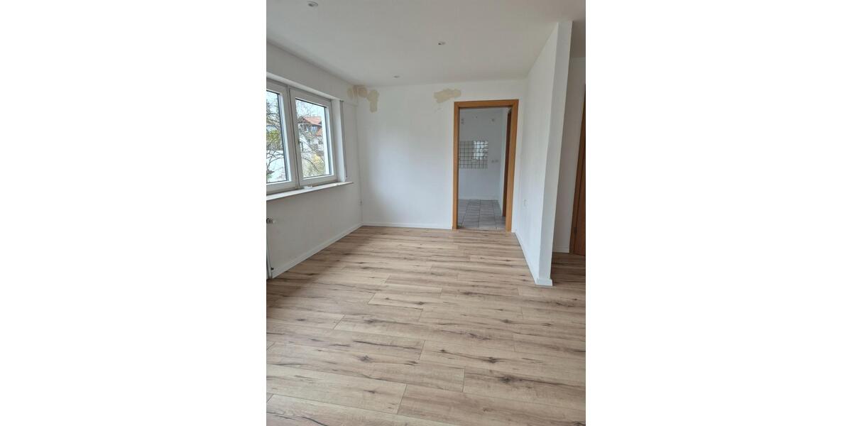 Einfamilienhaus Schorndorf - 6 Zimmer, 150 m&sup2;, 1.800&euro; | Angebot:25765684